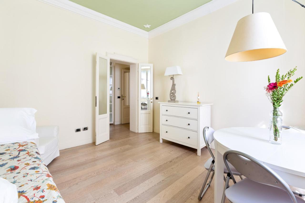 Corso Vercelli Elegant Apartment Milan Bagian luar foto