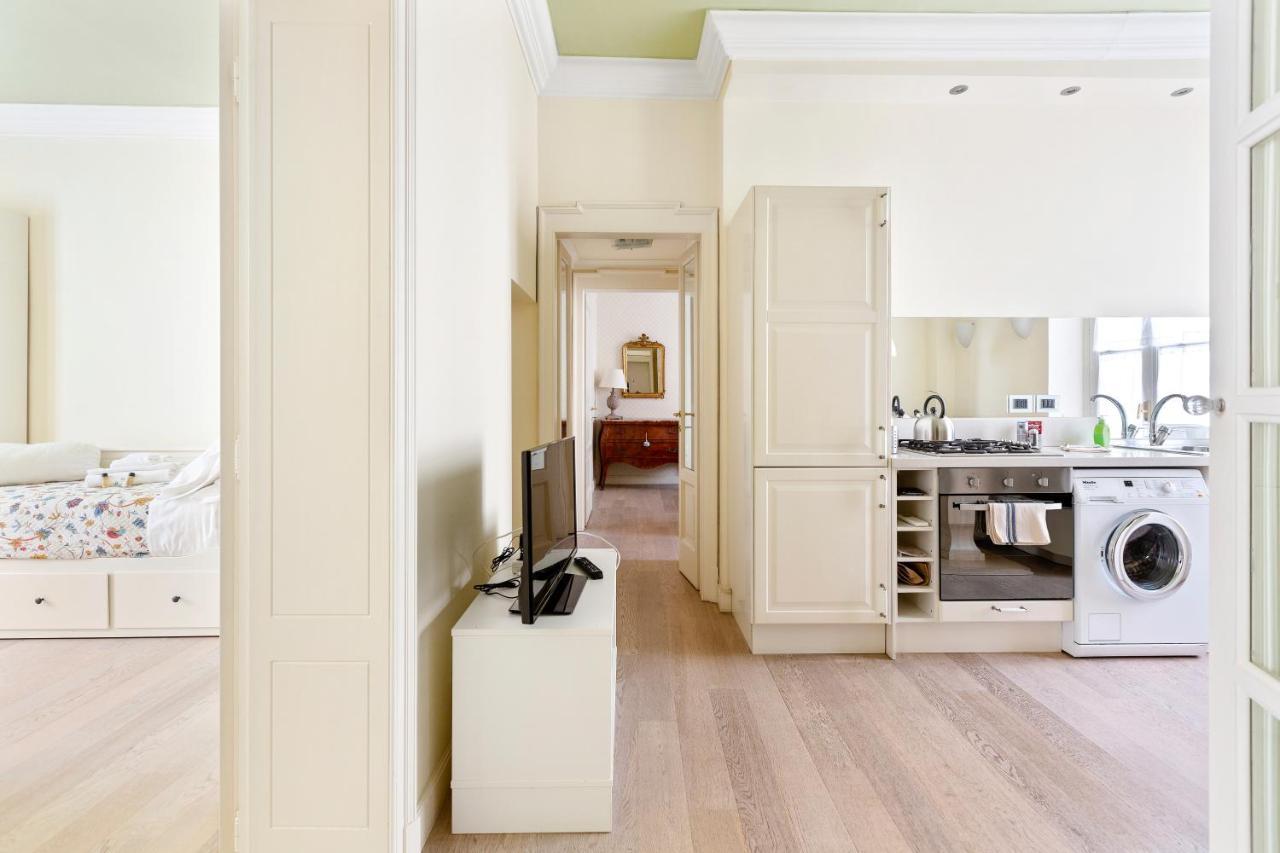 Corso Vercelli Elegant Apartment Milan Bagian luar foto
